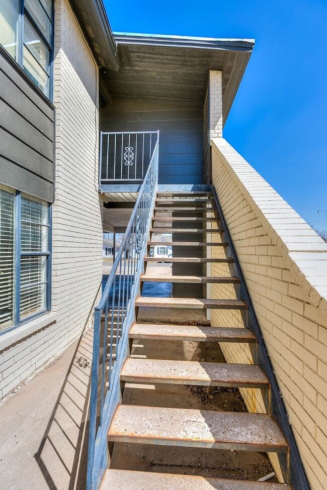 Photo - 1427 Austin St Unit 1427 Austin