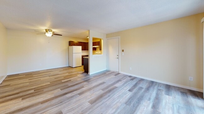 Photo - Pebble Beach Apartments ( Pebblebeach Apts LLC)