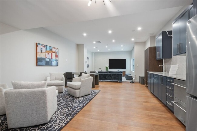 Photo - 6157 N Sheridan Rd Unit 6K