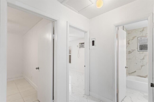 Photo - 804 NW 2nd Ave