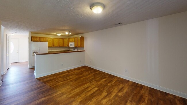 Photo - 7100 Country Club Dr
