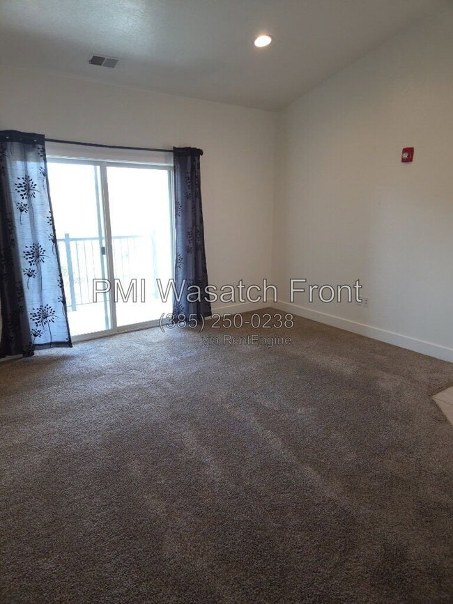 Photo - 147 W Spring Hill Way