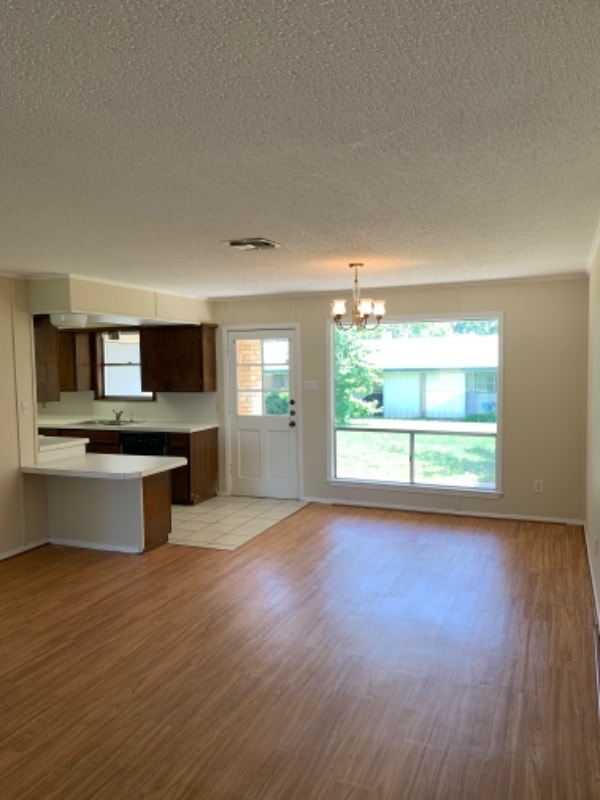 Photo - 1809 Cedar Park