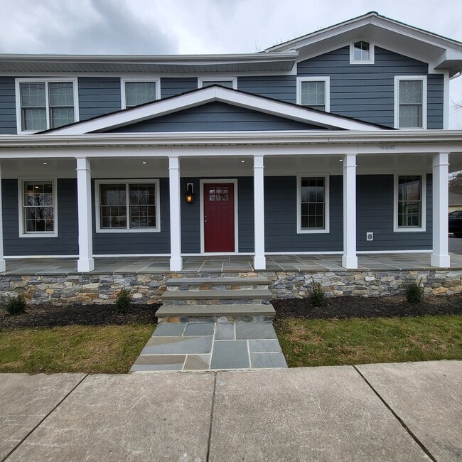 Building Photo - 731 N Stokes St Unit Apt. A