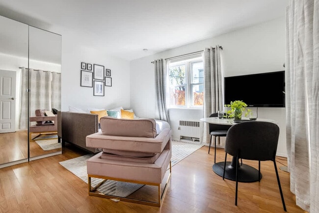 Photo - 39-39 55th St Unidad ID1355610P