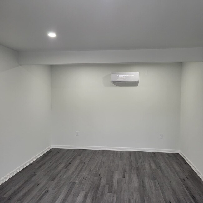 Photo - 4312 Crane St Unidad 11