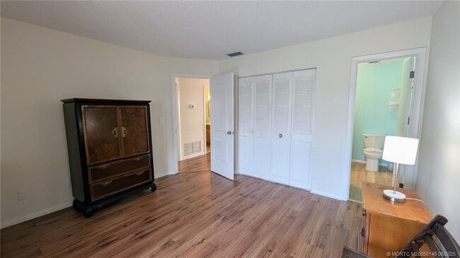 Building Photo - 2929 SE Ocean Blvd Unit K6 Rental
