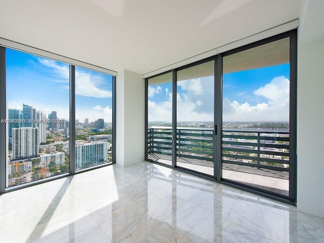 Photo - 460 NE 28th St Unit 3608