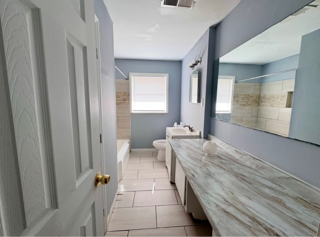 Photo - 7005 2nd Ave S