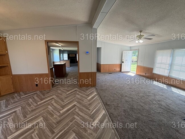 800 W 81st St S
