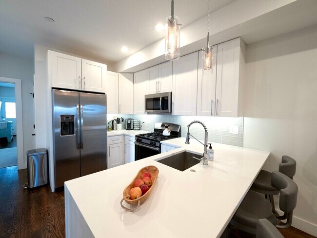 Photo - 65 Border St Unit 4