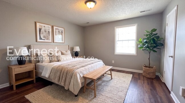 Photo - Midtown Manor Aptartments