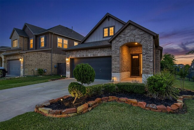 Building Photo - 15002 Bushy Bluestem Ct