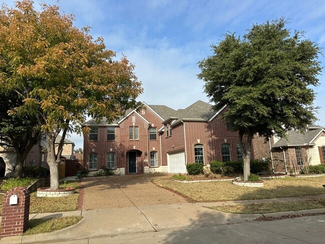 Photo - 928 Falcon Dr