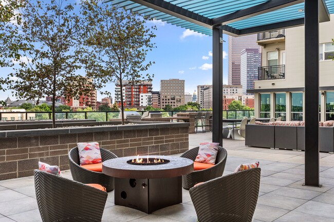 Photo - Arapahoe Square Apartments