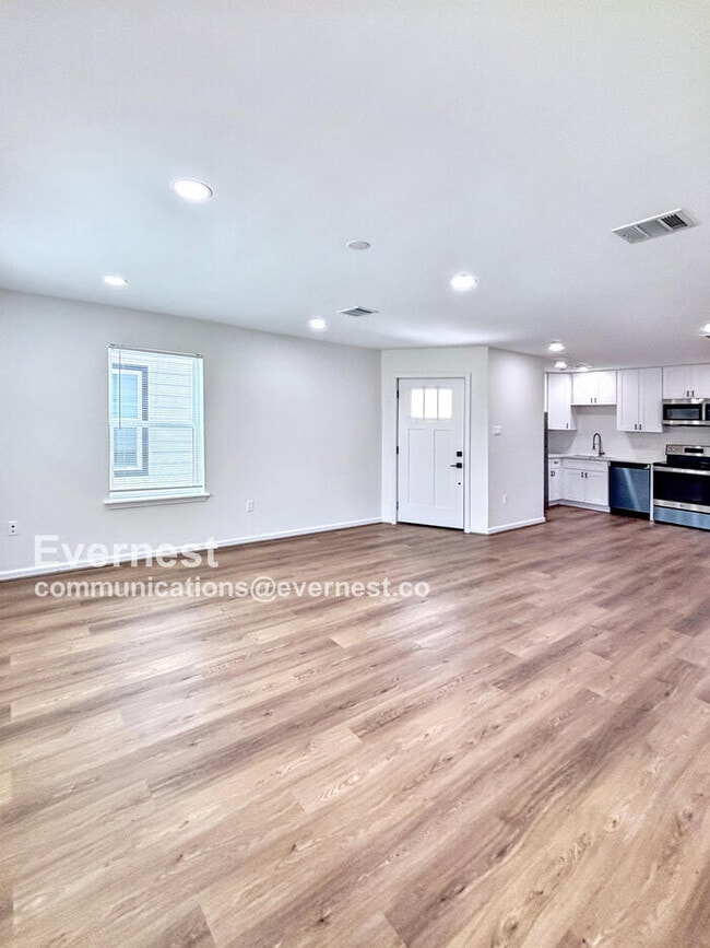 Photo - 9913 Porto Rico Rd