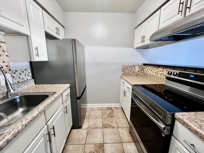Photo - AMAZING 2 BED / 2 BATH CONDO – ONLY 8 BLOC...