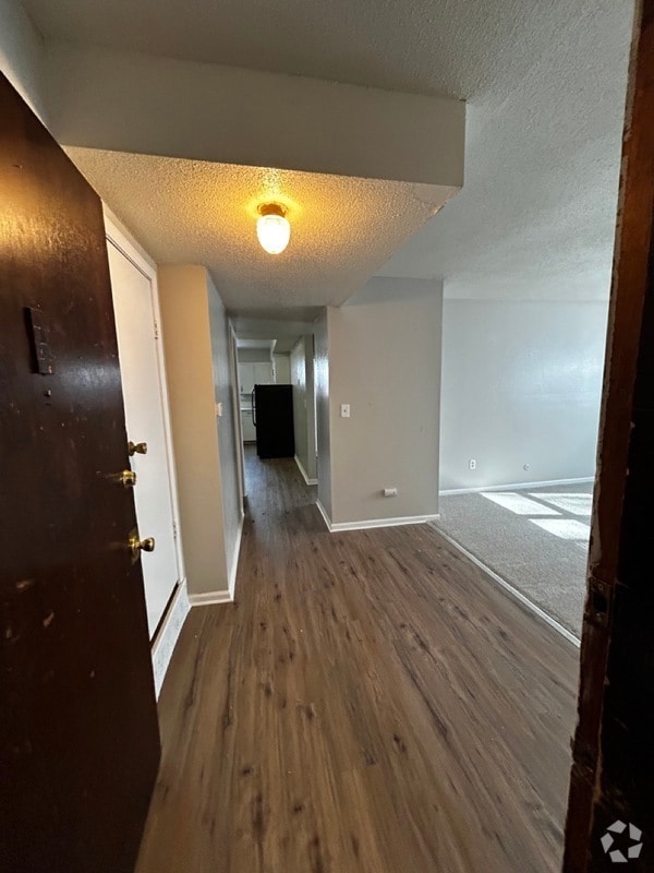 Building Photo - 1415 W Maple Ave Unit 1413L Rental