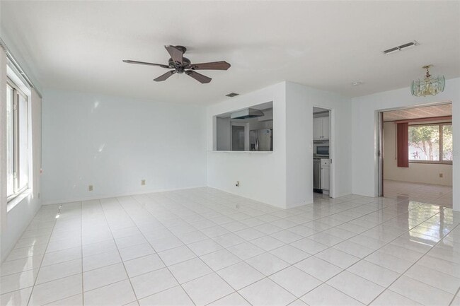 Photo - 11343 87th Ave