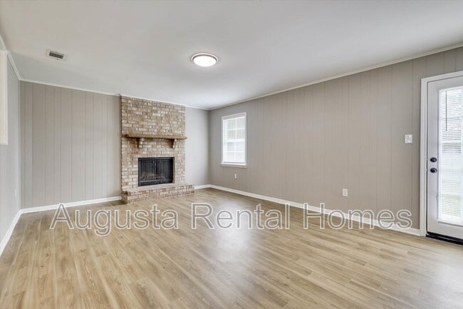 Photo - 3606 Cameron Dr