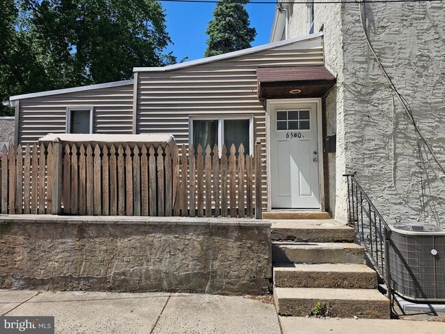 Building Photo - 6500 Ridge Ave Rental