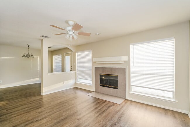 Photo - 6072 Grand Champion Blvd