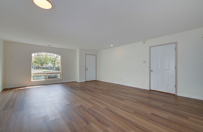 Photo - Beautiful Updated 2BR/2BA in 55+ Fisher Landing Community – Available Now! Unidad G12