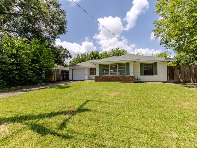 Photo - 4710 Glenmont St