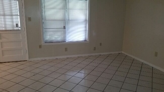 Photo - 4325 Bayberry Dr