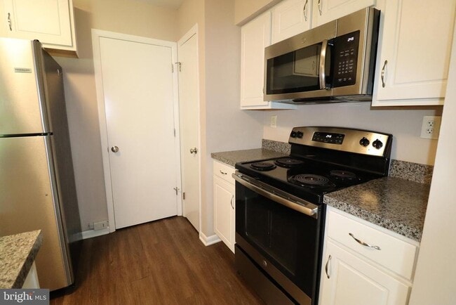 Photo - 123 N Station St