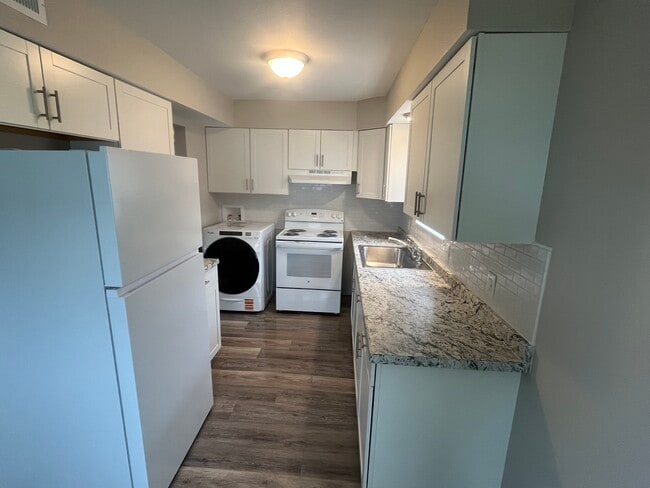 Photo - 10749 S Dixie Hwy Unit 1