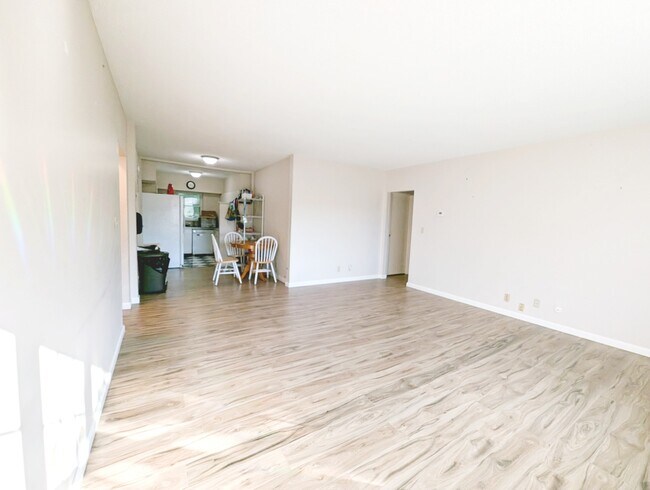 Photo - 26 Lake Shore Ter Unit 2