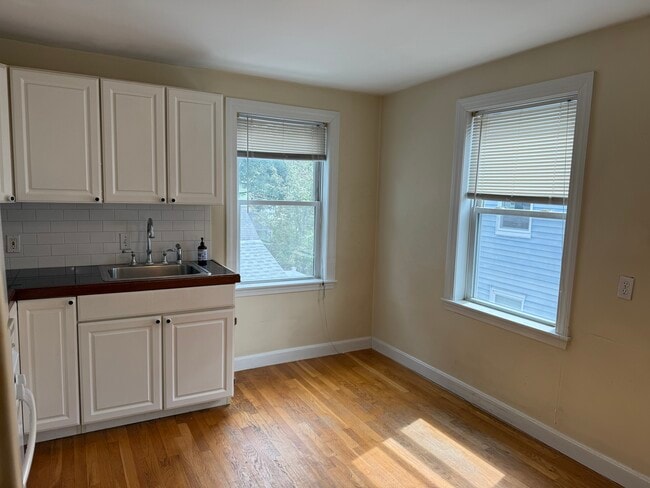 Photo - 14 Duval St Unit 3
