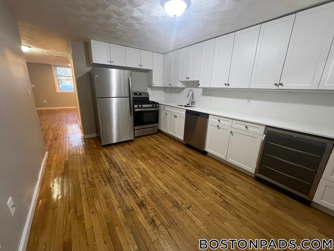 Photo - 7 Medford St Unit 1
