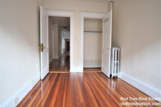 Photo - 6 Barrows St Unit 4