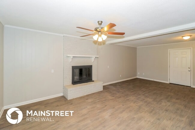 Photo - 5380 Albemarle Dr