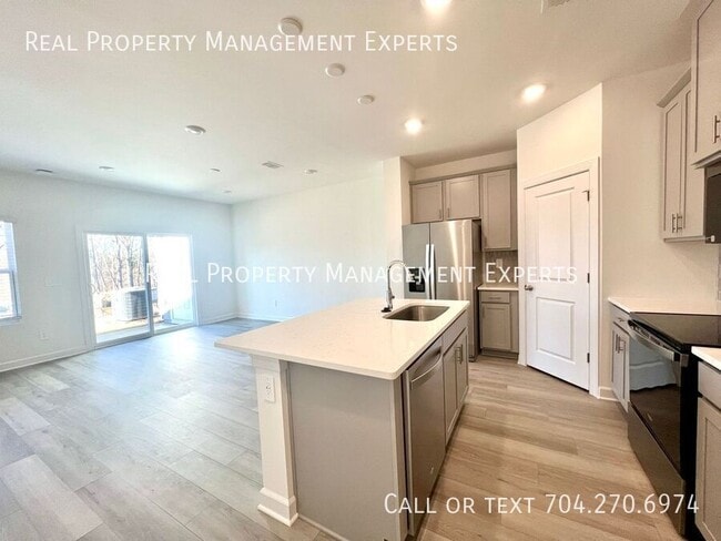 Photo - 8029 Hidden Spgs Trl