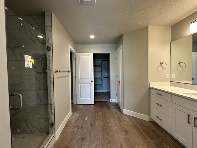 Photo - 408 N 480 W