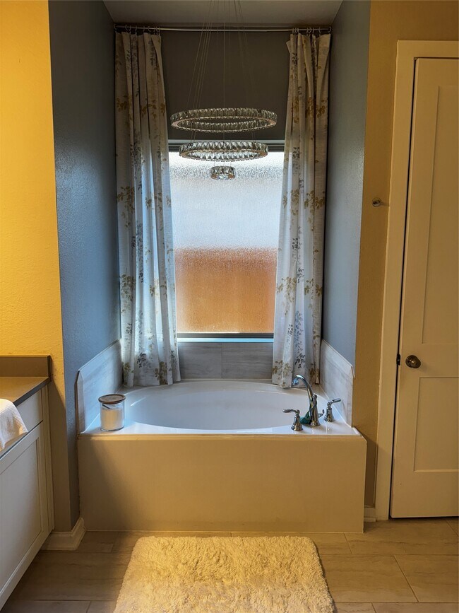 Photo - 4594 Silver Moon Dr