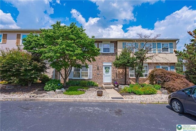 Photo - 4531 N Hedgerow Dr