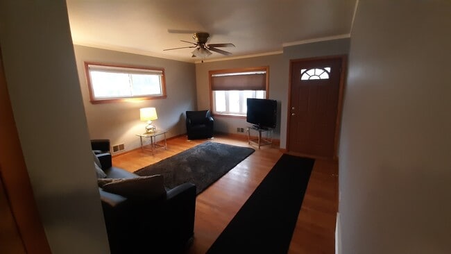 Photo - 5700 S Madeline Ave