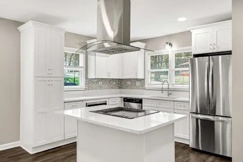 Photo - 2152 Holly Hill Dr