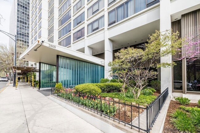 Photo - 2800 N Lake Shore Dr Unit 3814-3816