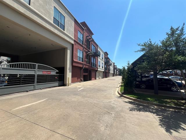 Photo - 4605 Cedar Springs Rd Unidad 205