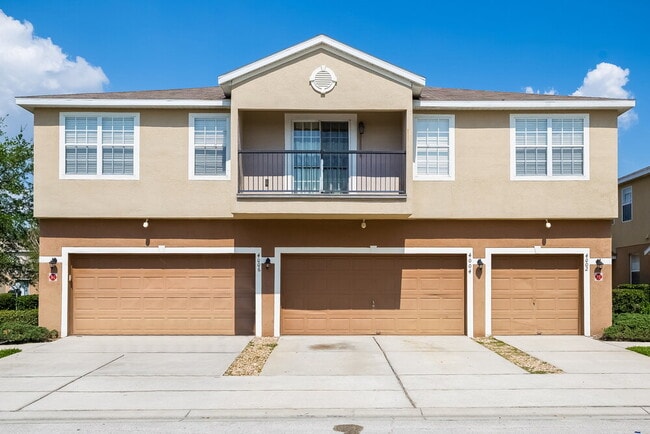 Building Photo - 4004 Pemberly Pines Cir