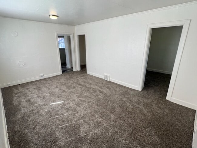 Photo - 614 S Yakima St Unit 1