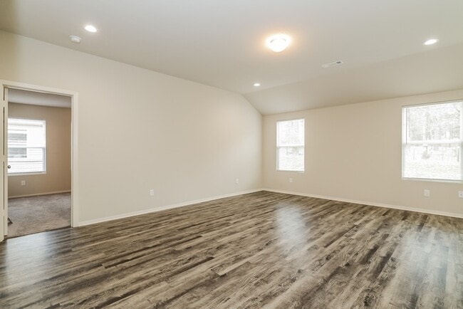 Photo - 11200 Tipton Rd