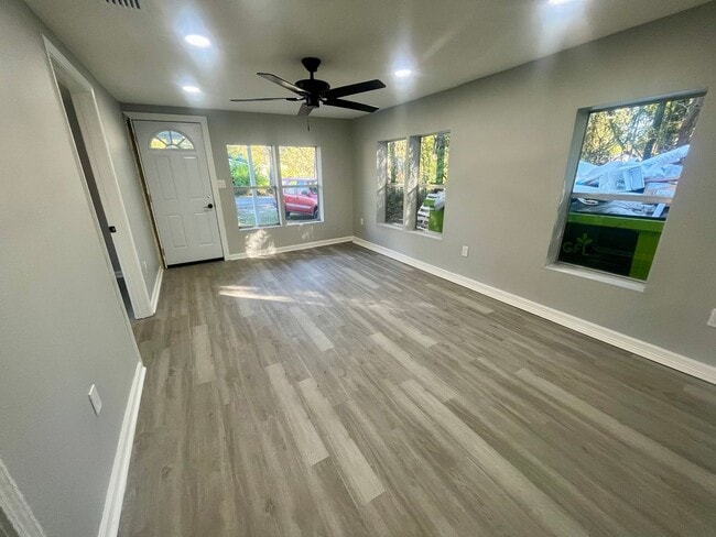 Photo - Charming, Fully Remodeled Home in Stark, FL