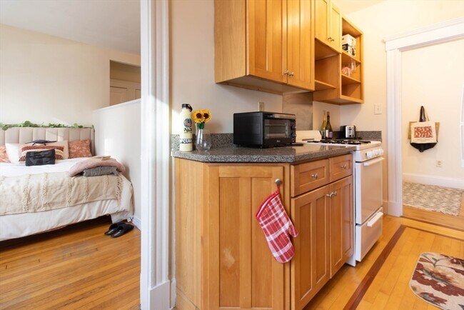 Photo - 70 Queensberry St Unit 205