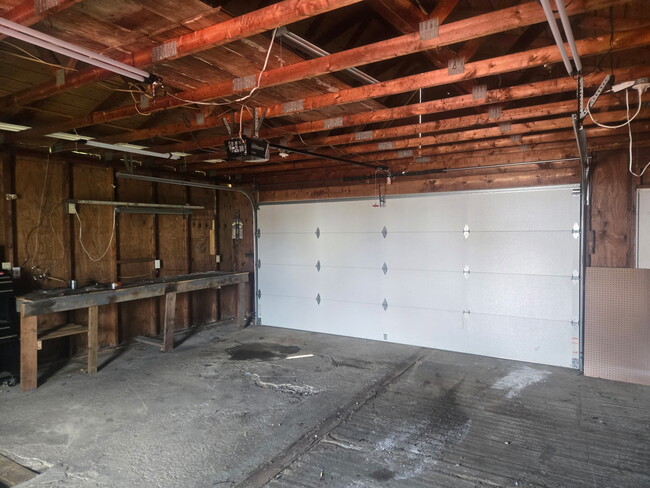 Photo - 29 W Miller St